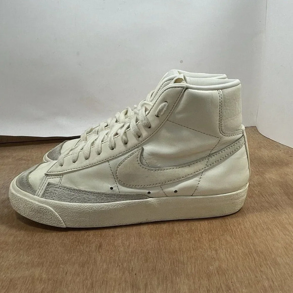 Nike Blazer Mid 77 Women Size 7 Vintage Coconut Milk Off White Hoop CZ1055-116 - Picture 3 of 8